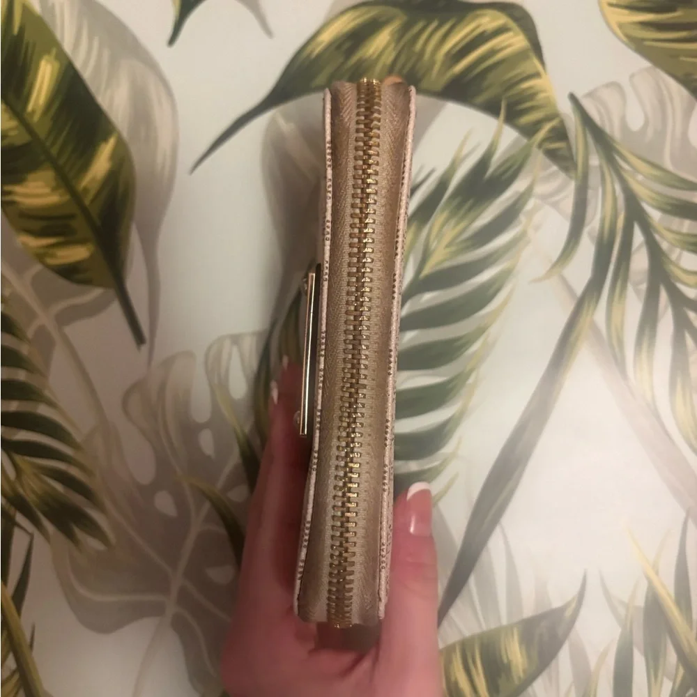 Michael Kors Light Tan Wallet with Gold Accents - Picture 3 of 5
